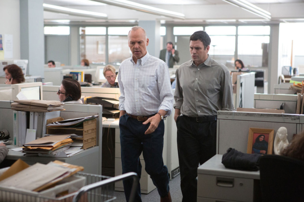 Look! Journalists walking through a newsroom -- and it's not empty!