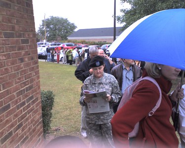The queue at my polling place in 2008.