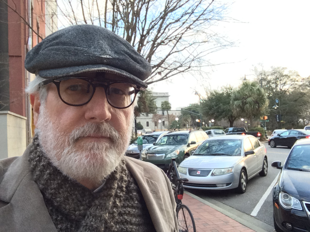 Imagine the flip-up shades being deployed, and you can see why the incognito thing works.