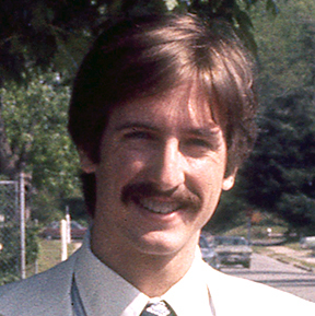 stache