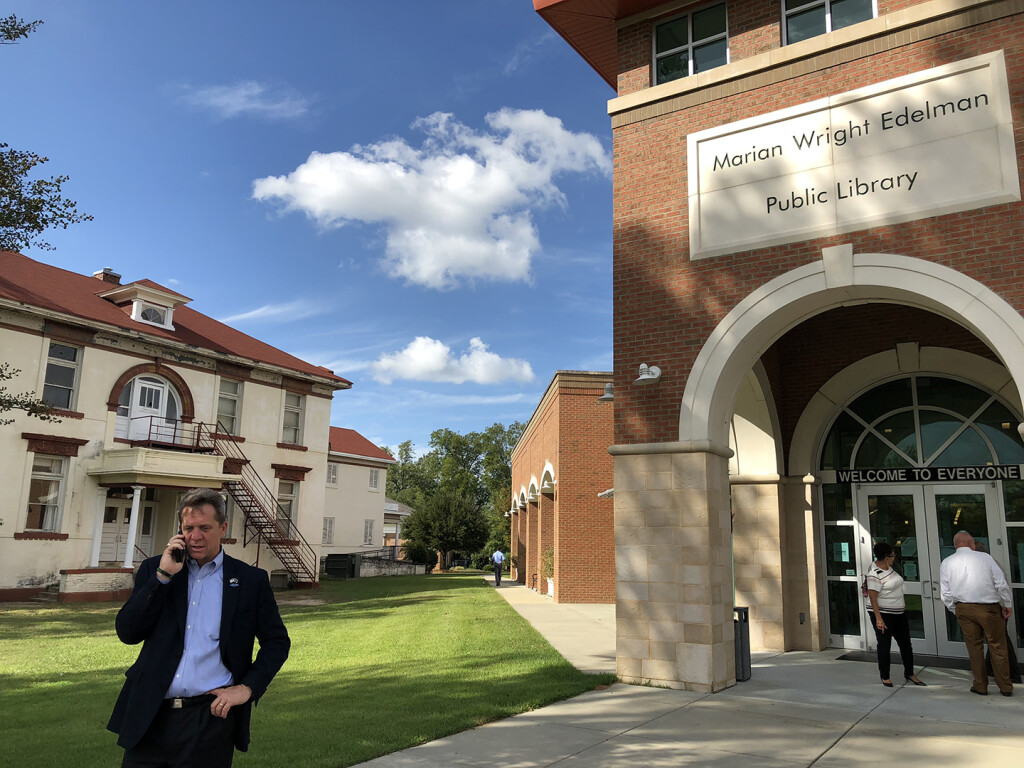 This may be my thinnest excuse for a picture ever: This post mentions Marian Wright Edelman, and this is the library named for her in Bennettsville. I took it during the campaign. It works, don't you think?